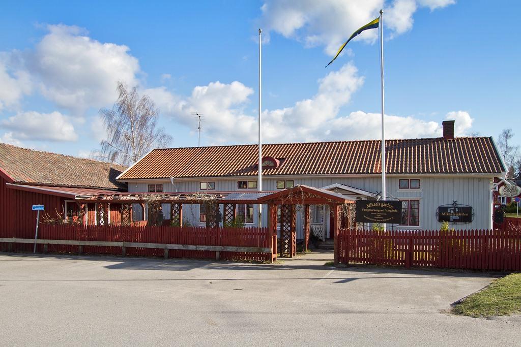 Hotell Mikaelsgarden Vargarda Exterior photo